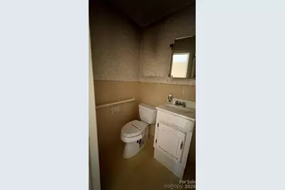 150 31st Avenue NW, Hickory, NC 28601 - Photo 22