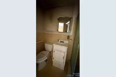 150 31st Avenue NW, Hickory, NC 28601 - Photo 24