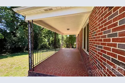 150 31st Avenue NW, Hickory, NC 28601 - Photo 6
