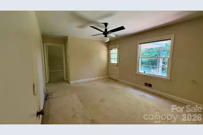 150 31st Avenue NW, Hickory, NC 28601 - Photo 18