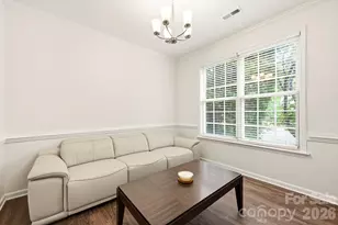4902 Windchase Ln, Charlotte, NC 28269 - Photo 4
