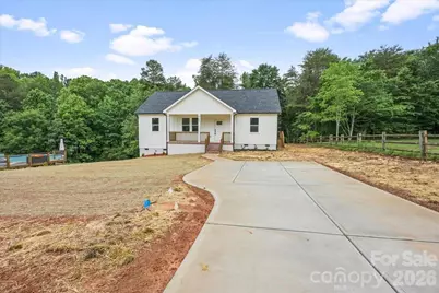 120 Whistling Pines Drive, Statesville, NC 28677 - Photo 2