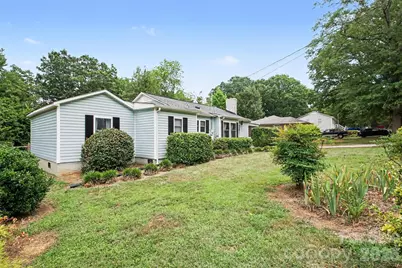 111 Cove Avenue, Mount Holly, NC 28120 - Photo 2