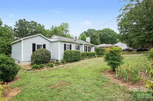 111 Cove Ave, Mount Holly, NC 28120 - Photo 2