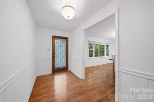 1085 19th Ave Pl NW, Hickory, NC 28601 - Photo 4