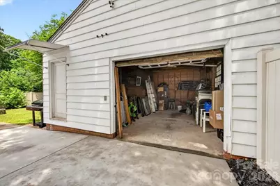 2225 Ashley Road, Charlotte, NC 28208 - Photo 32