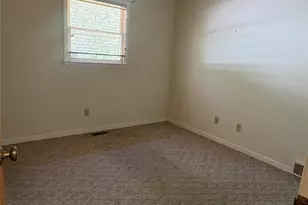 132 Haynes St, Hendersonville, NC 28791 - Photo 16