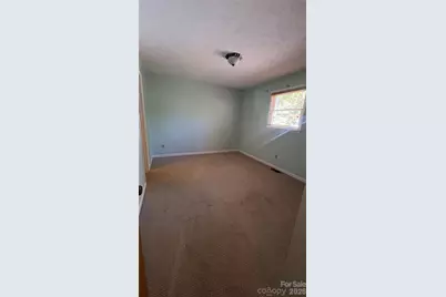 132 Haynes Street, Hendersonville, NC 28791 - Photo 22