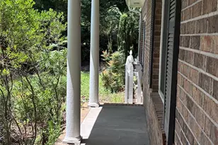 132 Haynes St, Hendersonville, NC 28791 - Photo 2