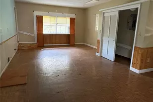 132 Haynes St, Hendersonville, NC 28791 - Photo 32