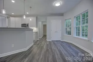 520 Grantham Ln, Charlotte, NC 28262 - Photo 10