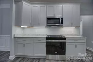 520 Grantham Ln, Charlotte, NC 28262 - Photo 16