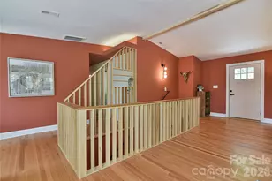 351 Windsor Rd, Asheville, NC 28804 - Photo 16
