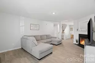 1347 Mifflin Ln, Dallas, NC 28034 - Photo 4