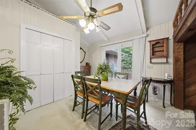 9121 Nc 181 Highway, Newland, NC 28657 - Photo 16