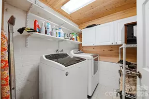 9121 Nc 181 Hwy, Newland, NC 28657 - Photo 28