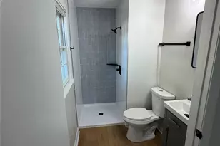 1880 Woodridge Cir, Hickory, NC 28602 - Photo 14