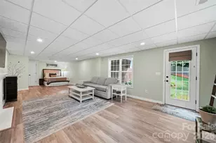 5780 Crown Terrace, Hickory, NC 28601 - Photo 28