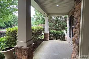 8811 Tamarron Dr, Charlotte, NC 28277 - Photo 4