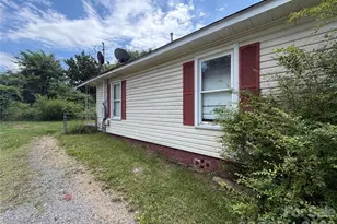 2528 Gardner St, Gastonia, NC 28056 - Photo 14