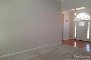 3108 Castlemaine Dr, Charlotte, NC 28269 - Photo 2