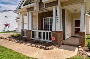 2009 Oakstone Dr, Monroe, NC 28110 - Photo 2