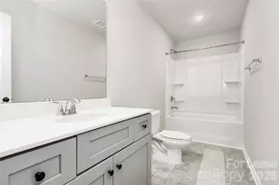 8208 Stonemere Ln, Charlotte, NC 28215 - Photo 20