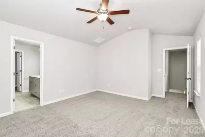 8208 Stonemere Lane, Charlotte, NC 28215 - Photo 16