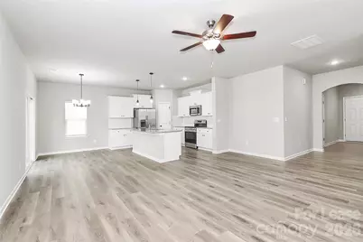 8208 Stonemere Lane, Charlotte, NC 28215 - Photo 4