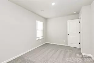 8208 Stonemere Ln, Charlotte, NC 28215 - Photo 22