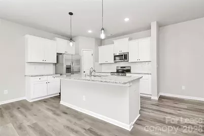 8208 Stonemere Lane, Charlotte, NC 28215 - Photo 8