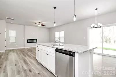 8208 Stonemere Lane, Charlotte, NC 28215 - Photo 10