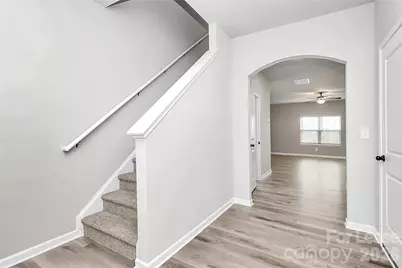8208 Stonemere Lane, Charlotte, NC 28215 - Photo 2