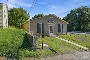 411 W Sullivan St, Gastonia, NC 28052 - Photo 2