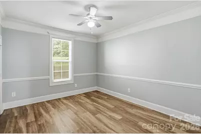 411 W Sullivan Street, Gastonia, NC 28052 - Photo 22