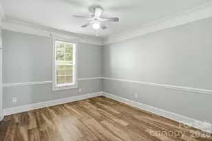 411 W Sullivan St, Gastonia, NC 28052 - Photo 22