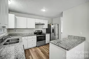 1530 Teddington Dr, Charlotte, NC 28214 - Photo 12