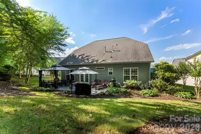6008 River Garden Court, Lowell, NC 28098 - Photo 4