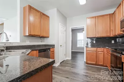 10202 Hawkeye Drive, Charlotte, NC 28273 - Photo 2