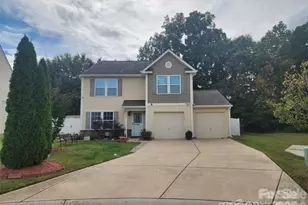 908 Sherman St, Gastonia, NC 28052 - Photo 1