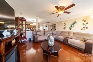 908 Sherman St, Gastonia, NC 28052 - Photo 4