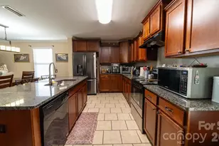 908 Sherman St, Gastonia, NC 28052 - Photo 8