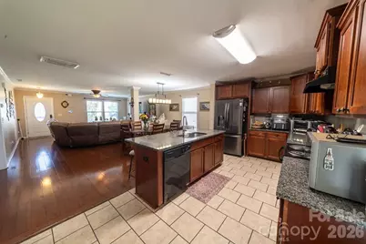 908 Sherman Street, Gastonia, NC 28052 - Photo 10