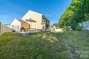 908 Sherman St, Gastonia, NC 28052 - Photo 34