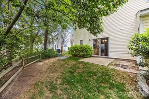 8230 Rudolph Rd, Charlotte, NC 28216 - Photo 32