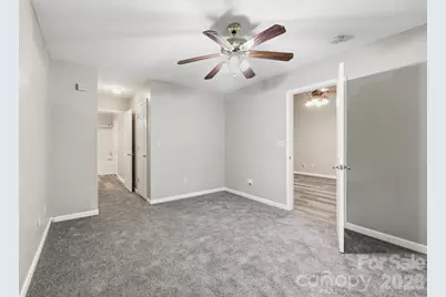 8230 Rudolph Road, Charlotte, NC 28216 - Photo 6