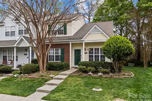 8230 Rudolph Rd, Charlotte, NC 28216 - Photo 36