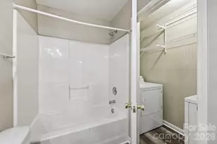 8230 Rudolph Rd, Charlotte, NC 28216 - Photo 10
