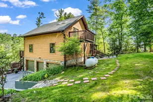 247 Woods Rd, Spruce Pine, NC 28777 - Photo 4