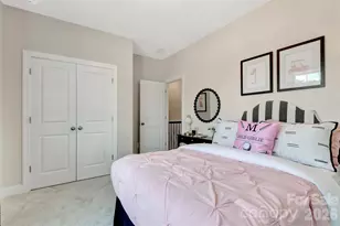 11200 Lochmere Rd, Charlotte, NC 28278 - Photo 26